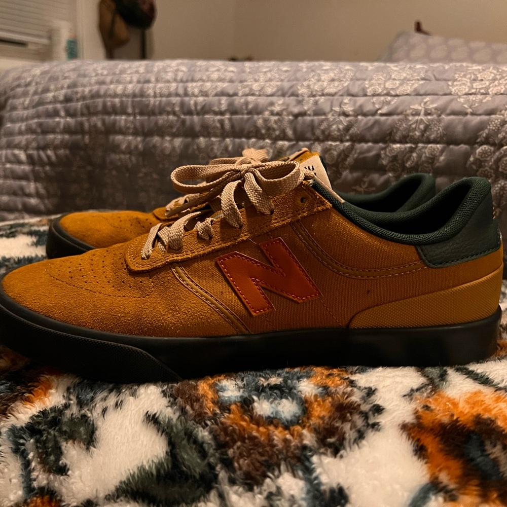 New Balance Men's 272 Tan and Green Sneakers